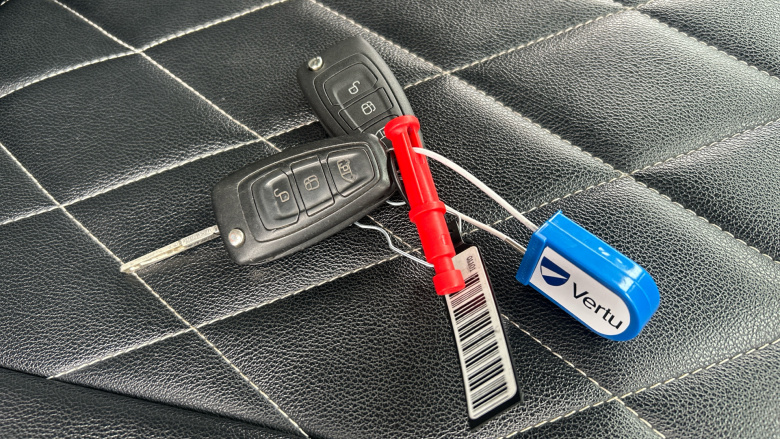 Ford Transit Custom 320 L2 Diesel Fwd 2.0 EcoBlue 130ps Low Roof Limited Van